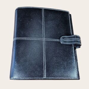 Franklin Covey Leather Classic Black Planner Binder with Card Slots Zipper